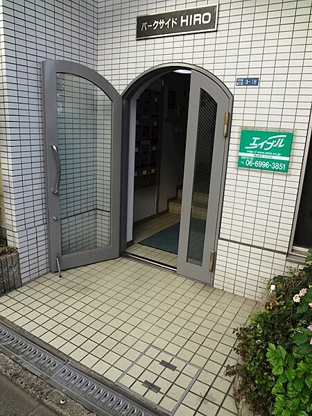 建物エントランス
