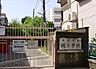 周辺：守口市立梶小学校（819m）
