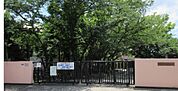 門真市立速見小学校（324m）