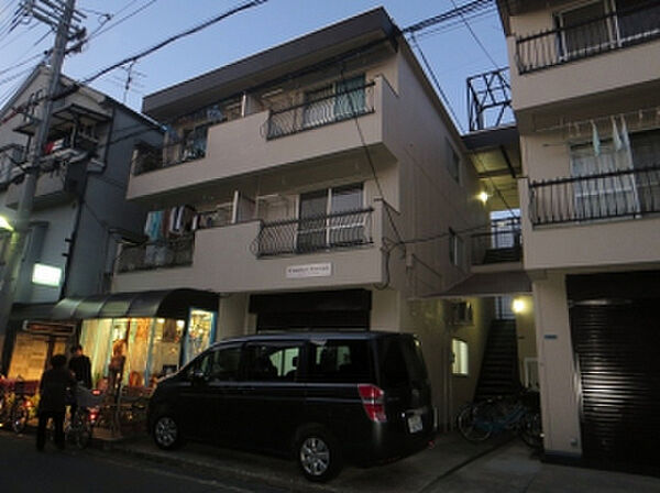 コンフォート・カスガ ｜大阪府寝屋川市春日町(賃貸マンション2DK・3階・40.00㎡)の写真 その1