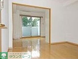 東京メトロ銀座線 外苑前駅 徒歩5分の賃貸マンション 1階1DKのリビング/ダイニング