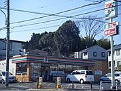 セブンイレブン横浜奈良3丁目店 674m