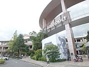 ららぽーと横浜 1279m
