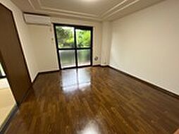 グランディール高野台 101 1階3LDKのリビング/ダイニング