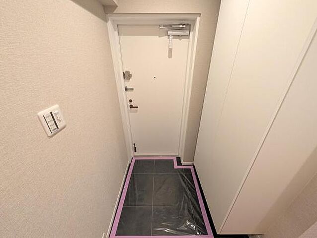 玄関 ルイシャトレ綾瀬 8階/-