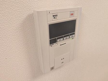 来訪者のお顔が見えて安心です