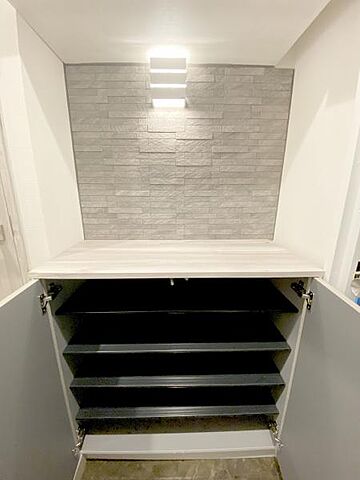 玄関 東大和グリーンタウン2号棟 6階/-