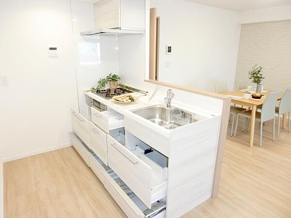 キッチンを拡大表示
