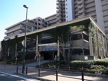 駐車場棟