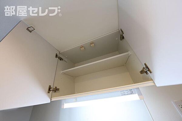 STUDIO KANAREBASHI