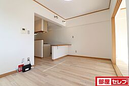 01ビル 6階1LDKのリビング/ダイニング