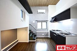 SOLID本山 1階ワンルームのリビング/ダイニング