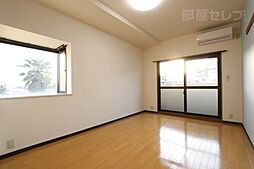 コーラル観月 2階1Kのリビング/ダイニング