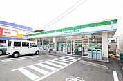 ファミリーマート守山千代田店 263m