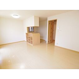 ガーデンベル　B 1階3LDKのリビング/ダイニング