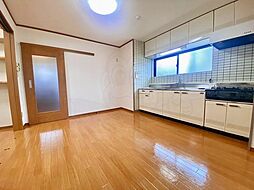 鉄村マンション 2階3LDKのリビング/ダイニング