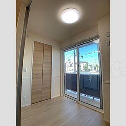 ベンティ明治 1LDKの写真