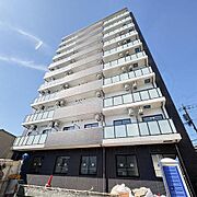 建築中