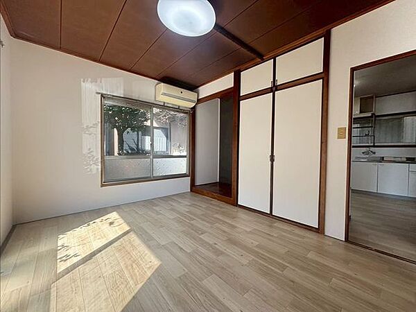 室内を拡大表示