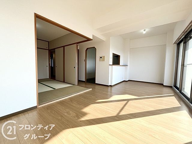 リビング/ダイニング 東急ドエル大和八木アネックスＣ棟　中古マンション 4階/-