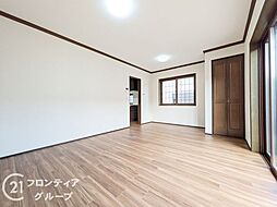 居間