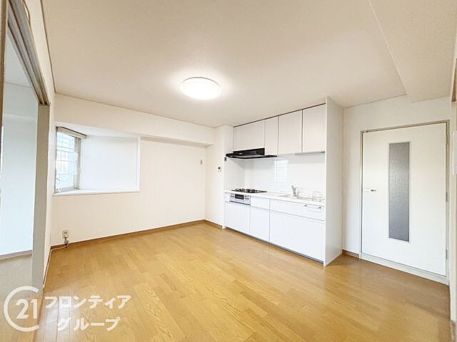 リビング/ダイニング シャンティー西大寺　中古マンション 2階/-