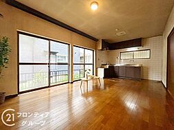 居間