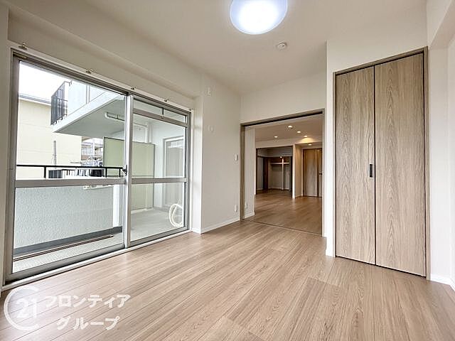 寝室 ローレルコート学園前Ｂ棟　中古マンション 2階/-