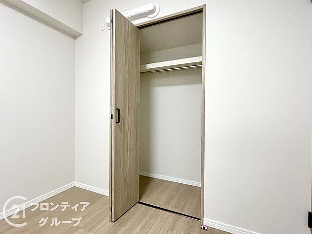 収納 ローレルコート学園前Ｂ棟　中古マンション 2階/-