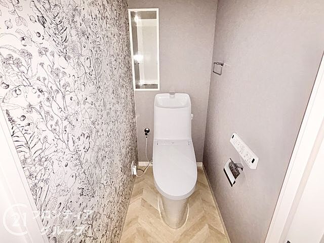 トイレ ローレルコート学園前Ｃ棟　中古マンション 1階/-