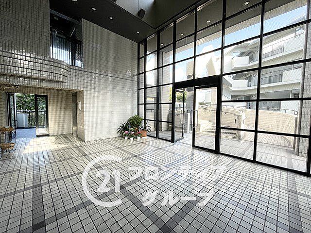 その他 ローレルコート学園前Ｃ棟　中古マンション 1階/-