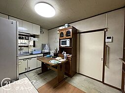 居間