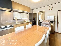 居間