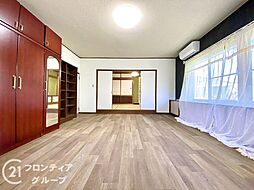 居間
