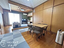 居間