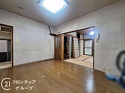 居間