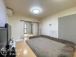 居間