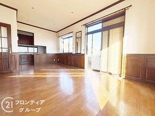 リビング/ダイニングを拡大表示