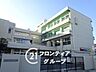 周辺：大和高田市立高田中学校 徒歩25分。 1980m