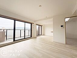 ステイツ富雄 3LDKの写真