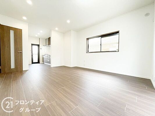 リビング/ダイニング 香芝市北今市1丁目　中古一戸建て