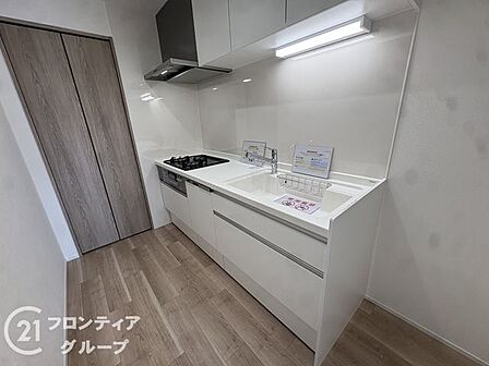 ご見学は無料で承っています。気になる点があれば現地でしっかり確認できますので、まずはお気軽にご予約ください
