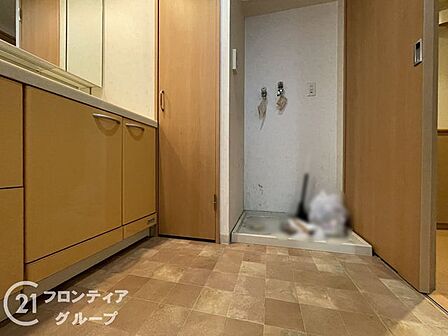 【リフォーム前の写真です】物件から受けた印象や、周辺の生活環境への疑問まで、気になることを何でも話してみてください。暮らしのイメージを一緒に整理していきましょう