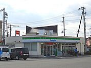 ファミリーマート高槻浦堂店 147m