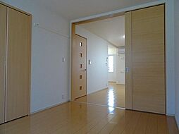 居間