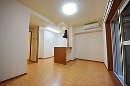 グランディールＡＯＫＩ 2階1LDKのリビング/ダイニング