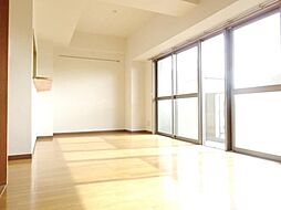 シャンゼール所沢 5階3LDKのリビング/ダイニング