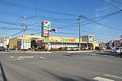 ヨークマート入間扇台店 徒歩10分。スーパー 760m