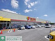 ヤオコー入間下藤沢店 徒歩11分。スーパー 860m