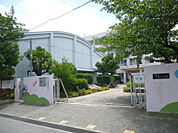 高槻市立寿栄小学校